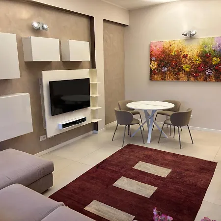 Apartamento Holiday Home Parma *